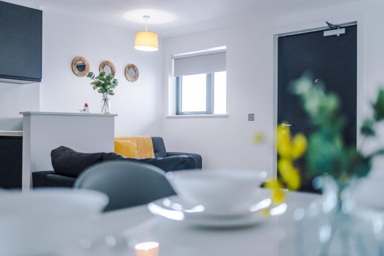 Central Liverpool Apartment Exterior photo